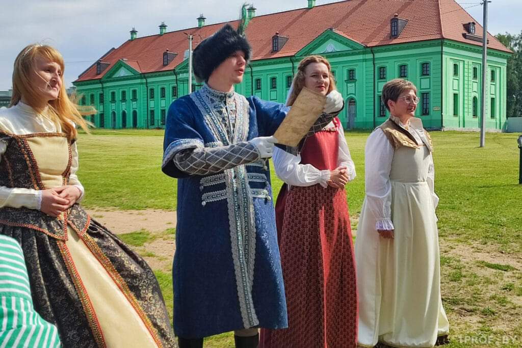 IMG 4b8b9eee15a813f8b2fa6e34e78338bb V