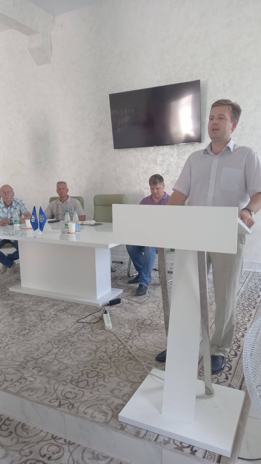 IMG 5cb2dd9096a76adae1a4a27e454f2fd9 V