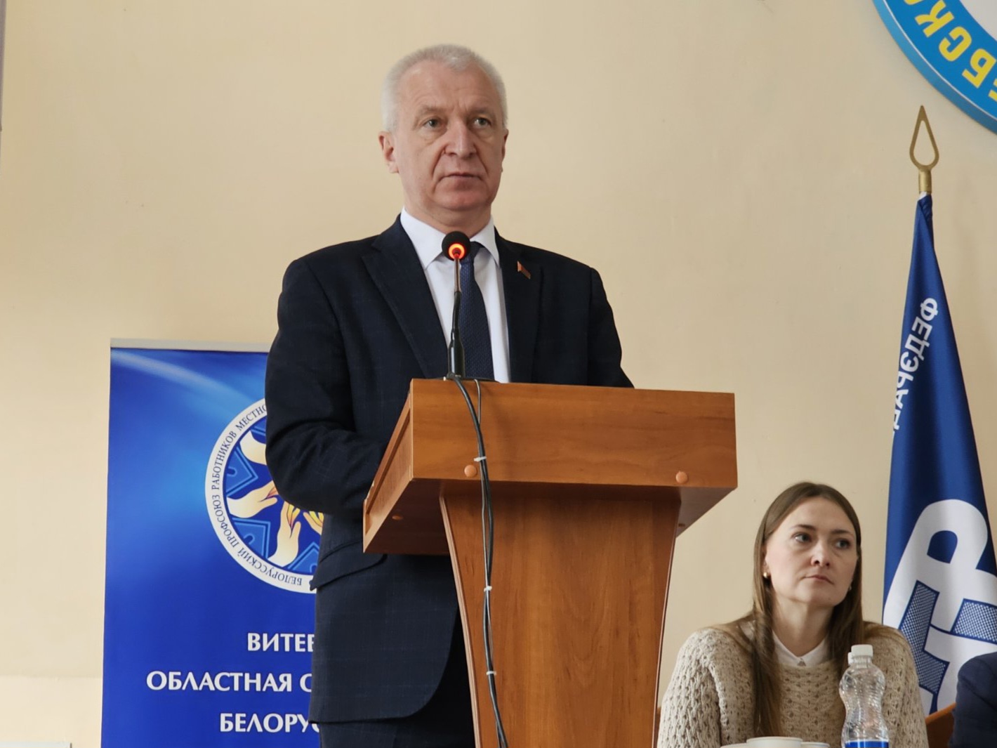 IMG 923ff9e6f395ac910dd5a16b1c87c870 V