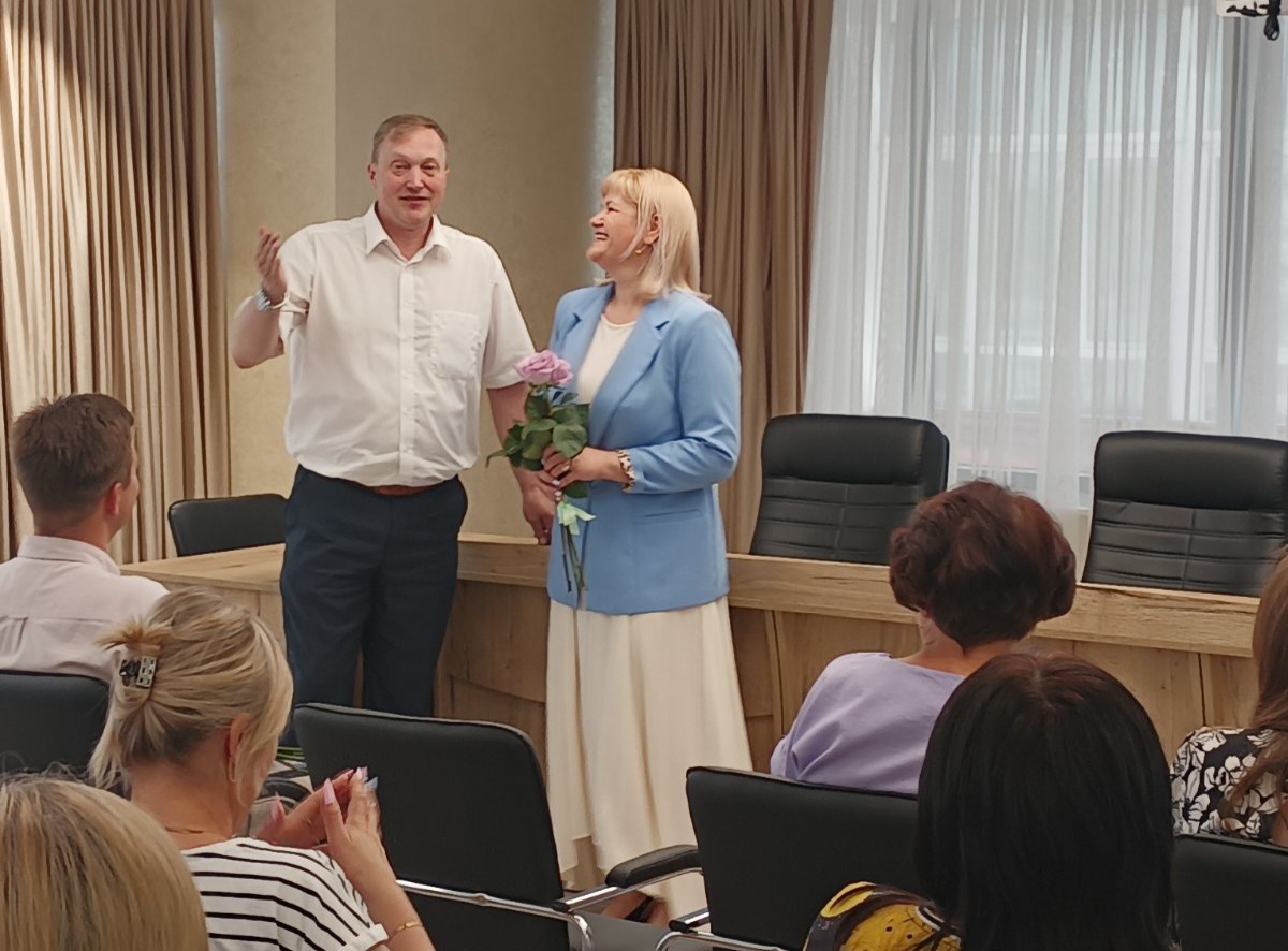 IMG c60e3764bfb3e805b3bfff3e94eee8fc V