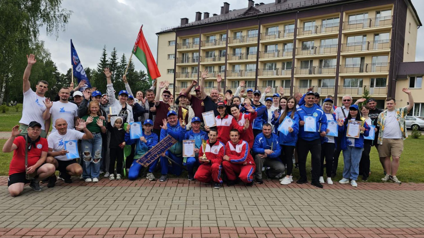 IMG f5fd85e6a1df86d75fc1b131e48d5ff6 V